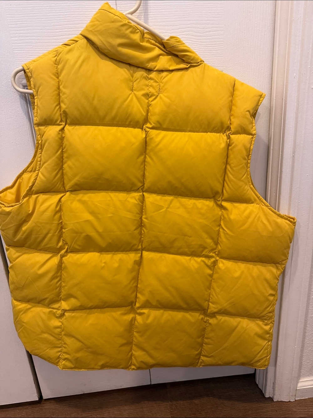 Lands' End Bright Yellow Quilted Puffer Vest - Picture 2 of 4